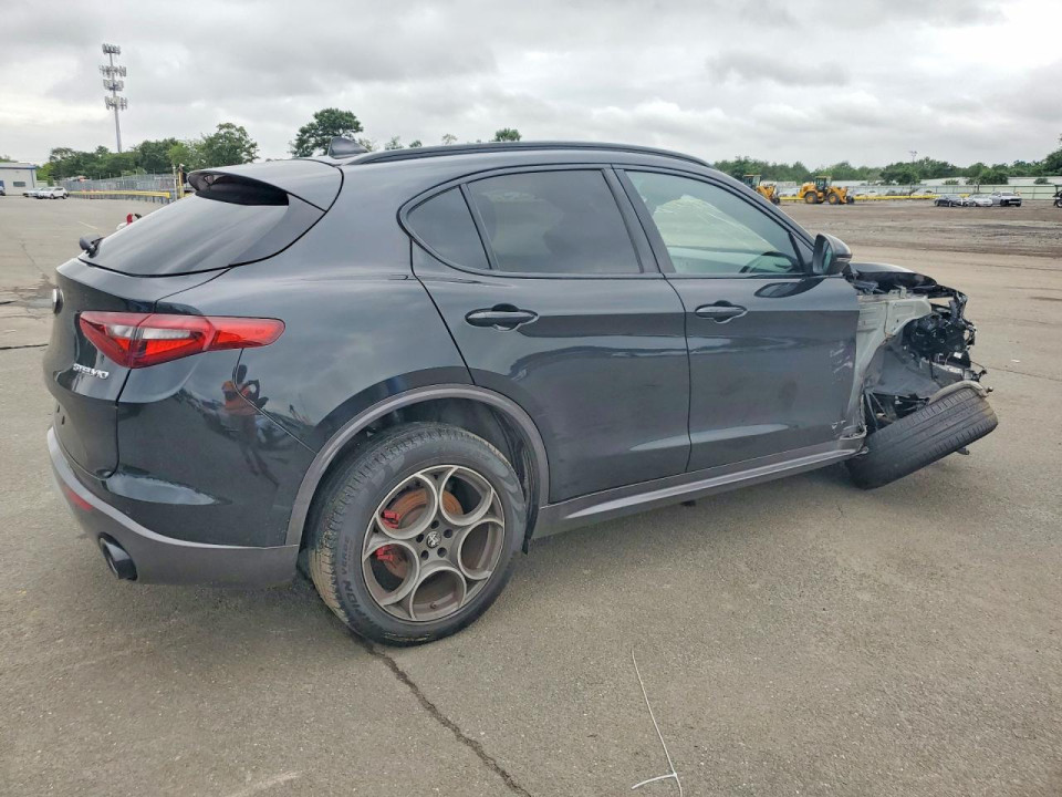 Alfa Romeo STELVIO 2022 — Copart