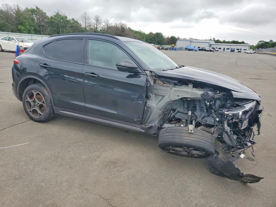 Alfa Romeo STELVIO 2022 — Copart