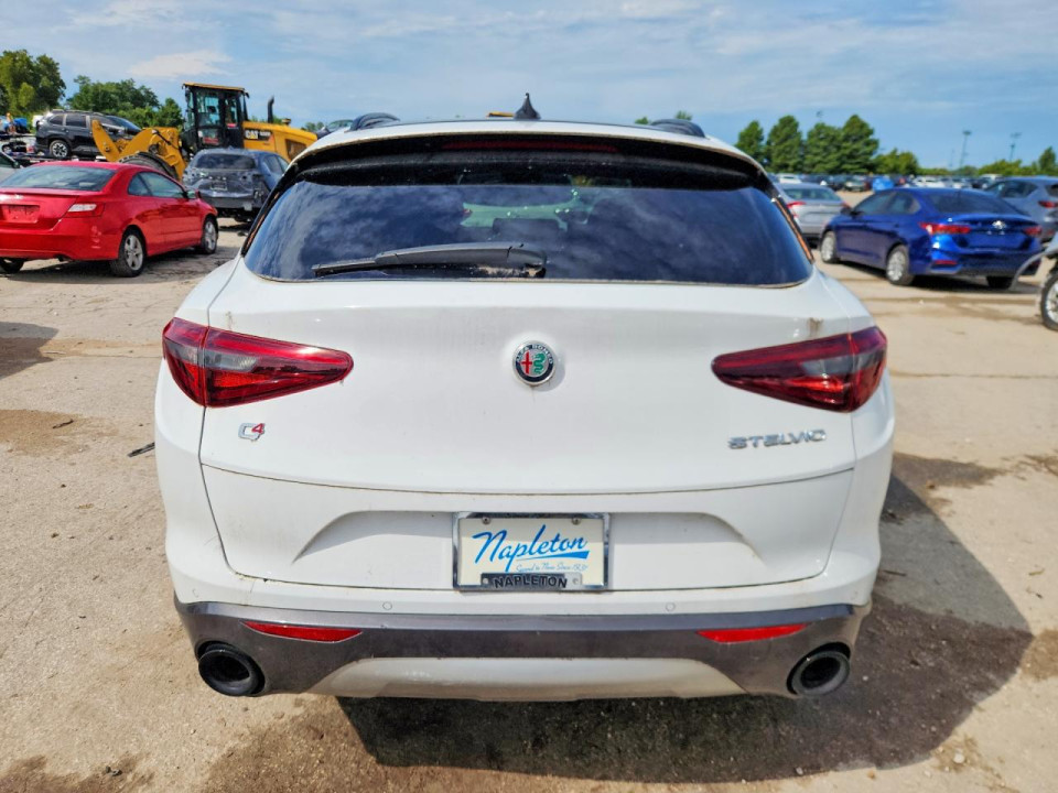 Alfa Romeo STELVIO 2022 — Copart