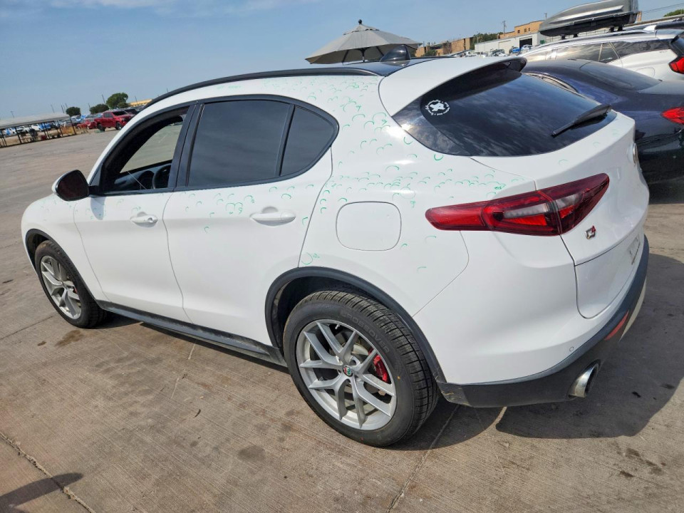 Alfa Romeo STELVIO 2018 — Copart