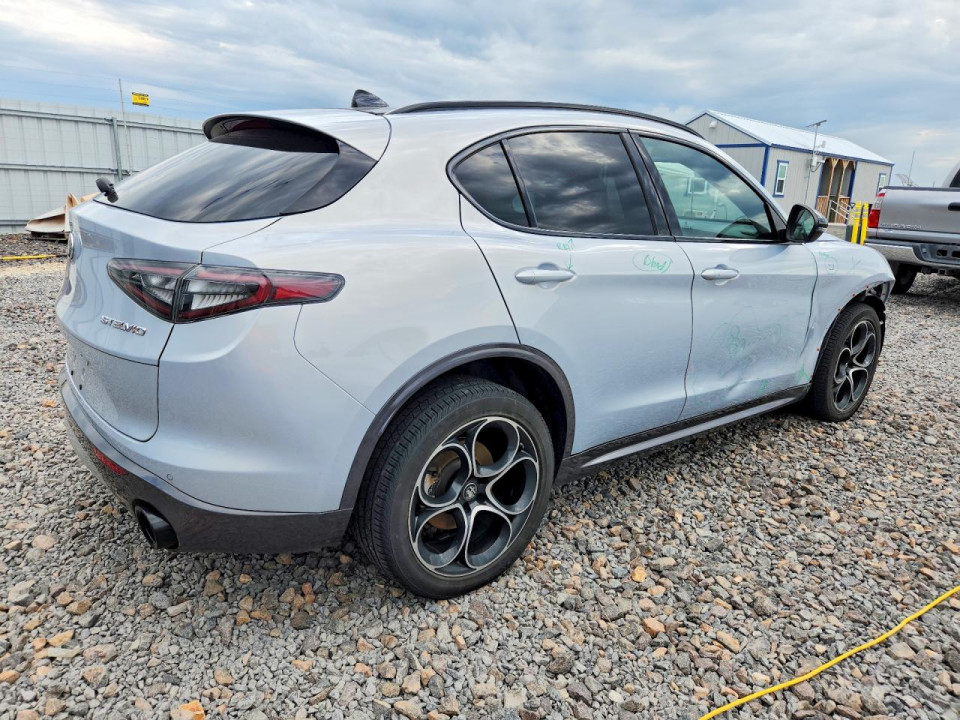 Alfa Romeo STELVIO 2024 — Copart