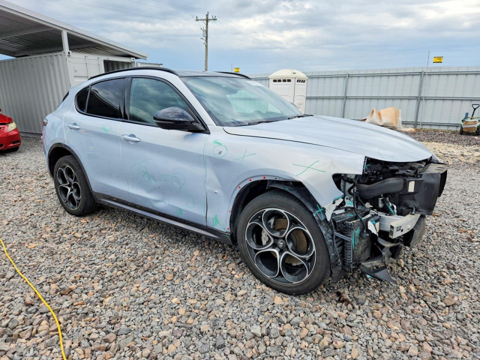Alfa Romeo STELVIO 2024 — Copart