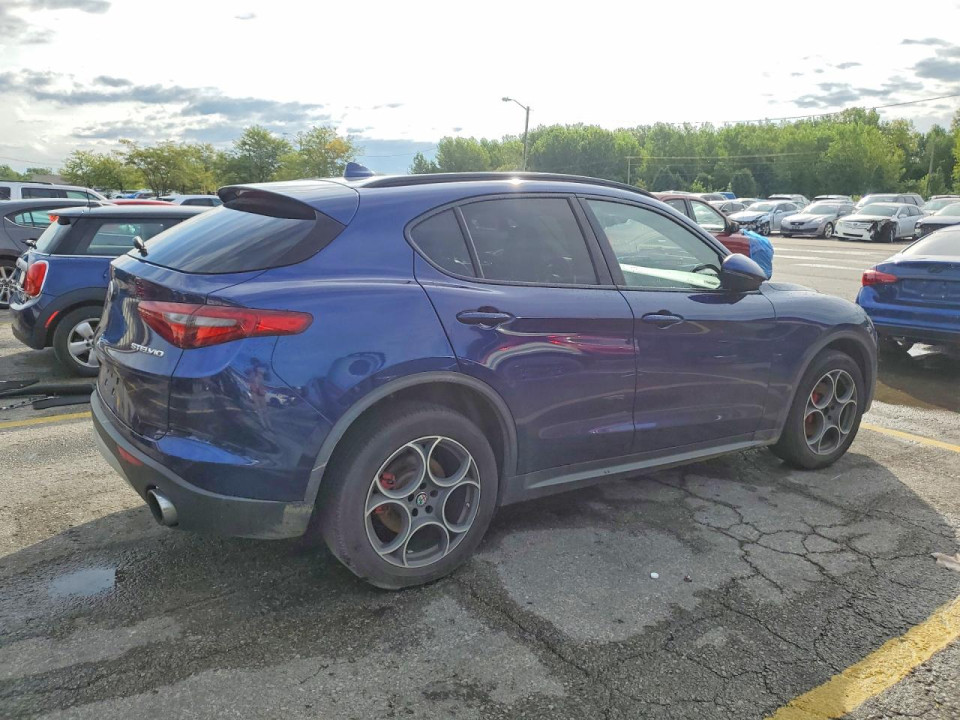 Alfa Romeo STELVIO 2018 — Copart