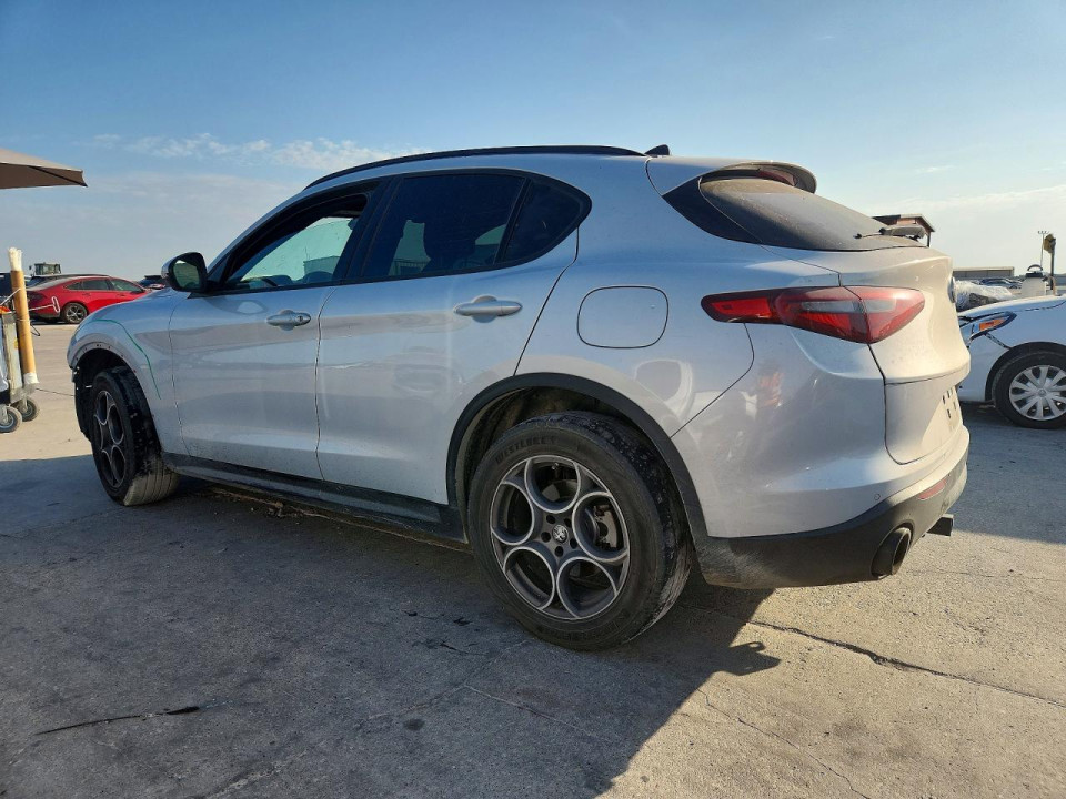 Alfa Romeo STELVIO 2022 — Copart