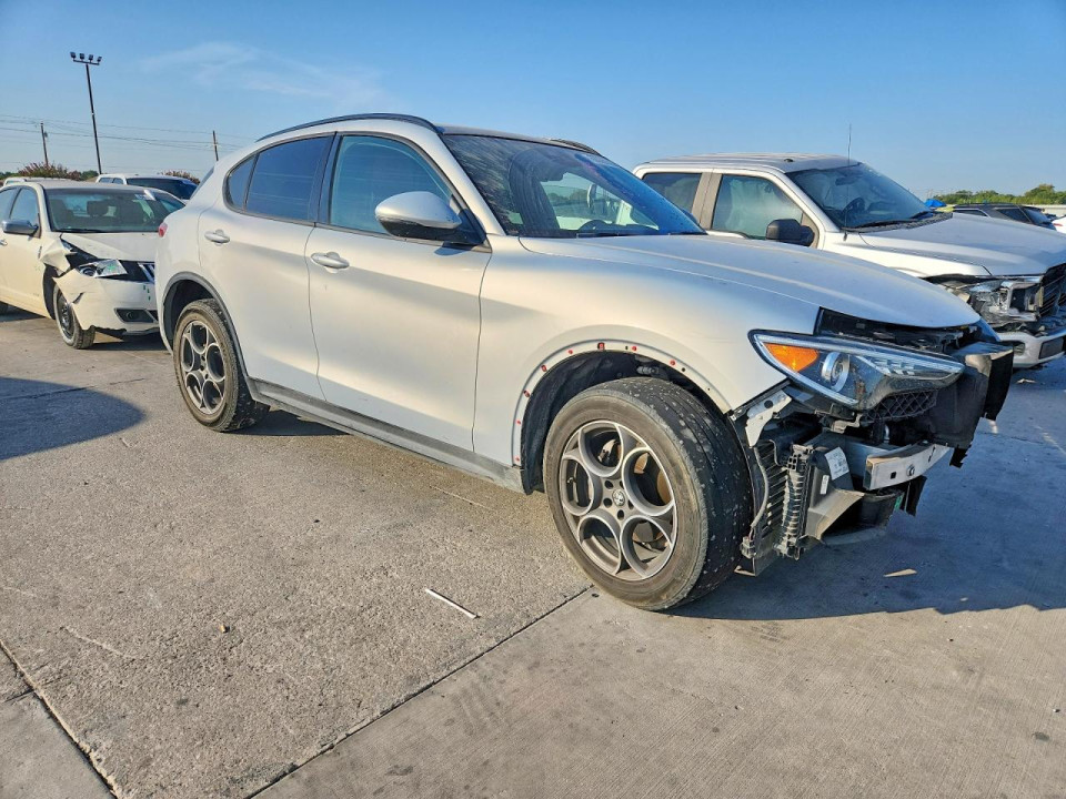 Alfa Romeo STELVIO 2022 — Copart