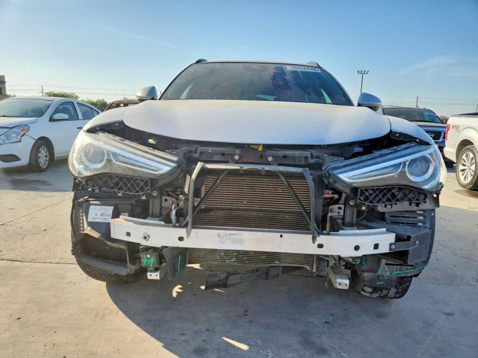 Alfa Romeo STELVIO 2022 — Copart