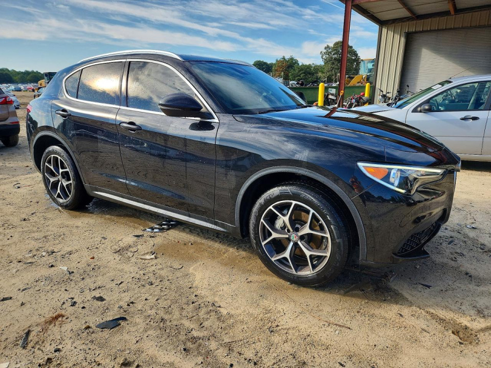 Alfa Romeo STELVIO 2018 — Copart