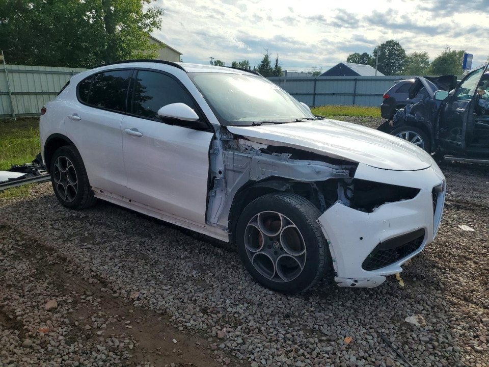 Alfa Romeo STELVIO 2019 — Copart