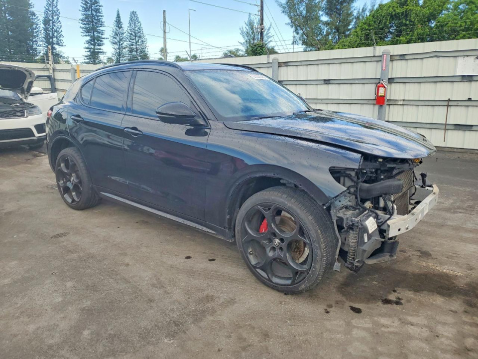 Alfa Romeo STELVIO 2022 — Copart