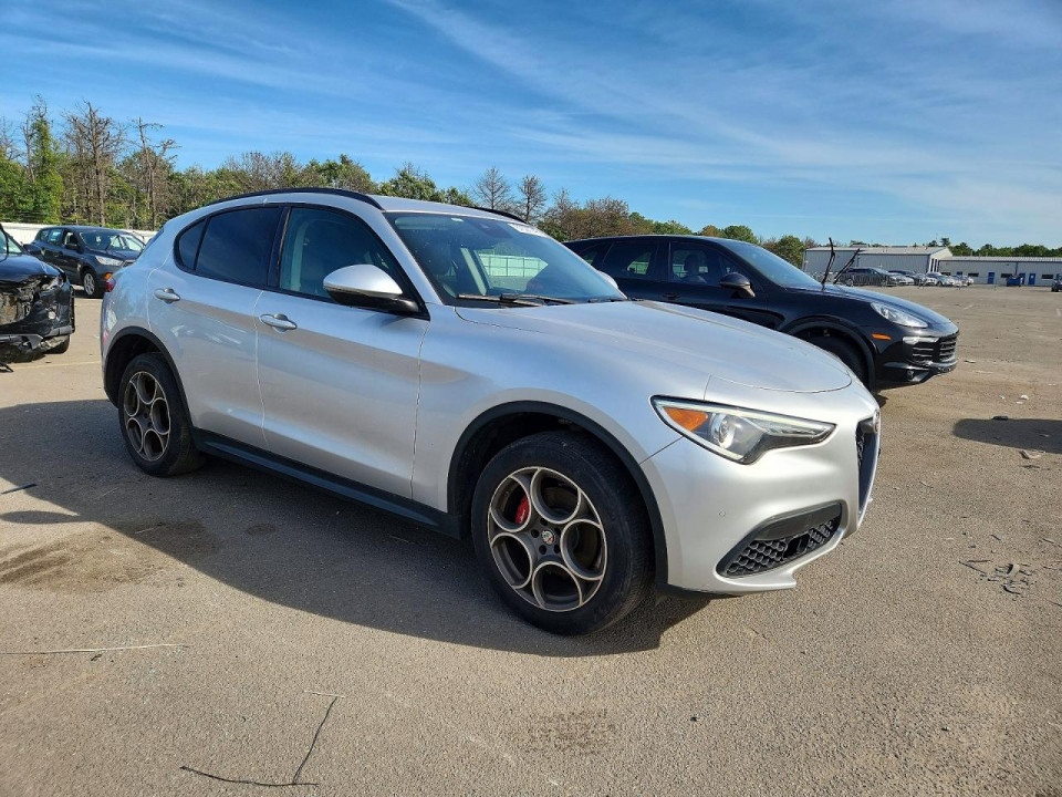 Alfa Romeo STELVIO 2018 — Copart