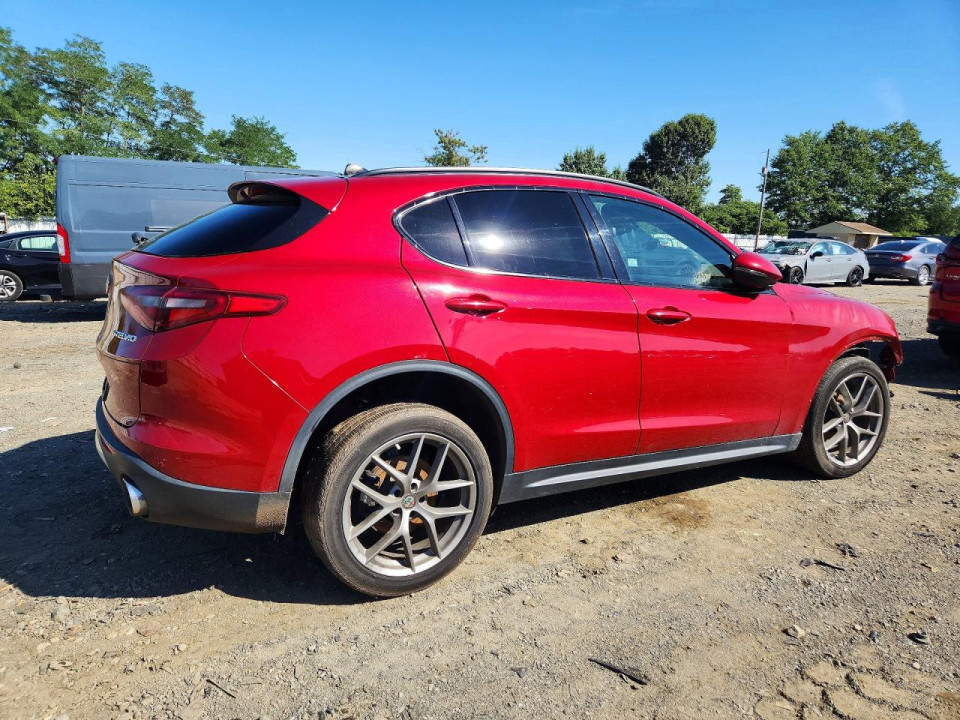 Alfa Romeo STELVIO 2018 — Copart