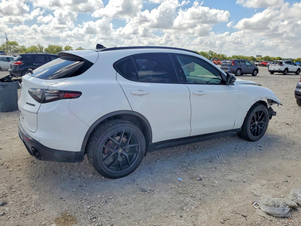 Alfa Romeo STELVIO 2021 — Copart