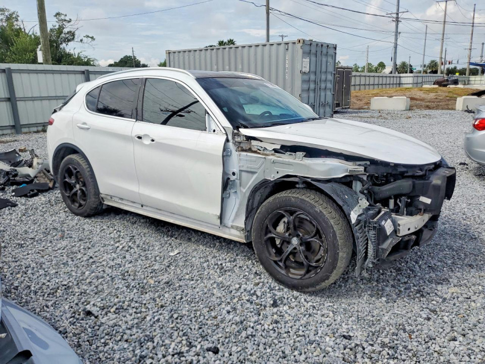 Alfa Romeo STELVIO 2019 — Copart