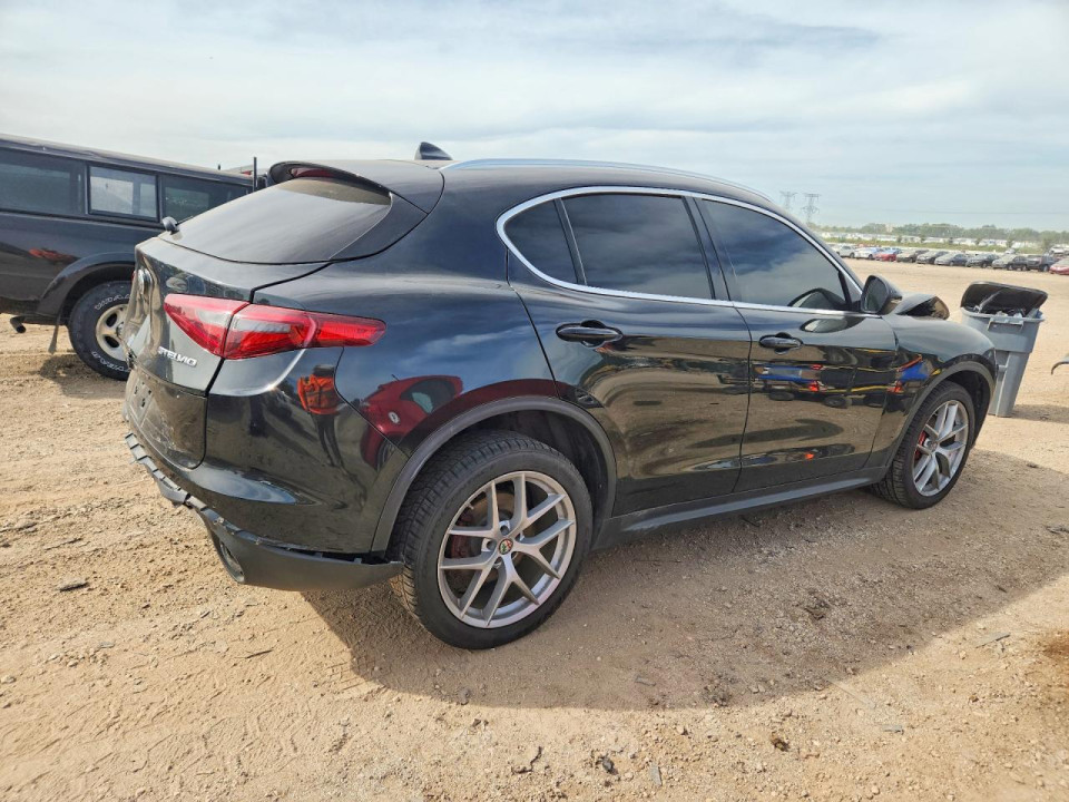 Alfa Romeo STELVIO 2019 — Copart