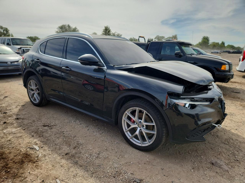 Alfa Romeo STELVIO 2019 — Copart