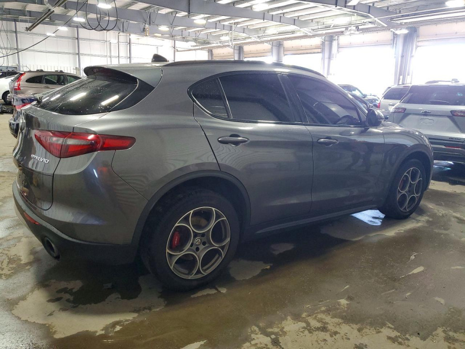 Alfa Romeo STELVIO 2018 — Copart