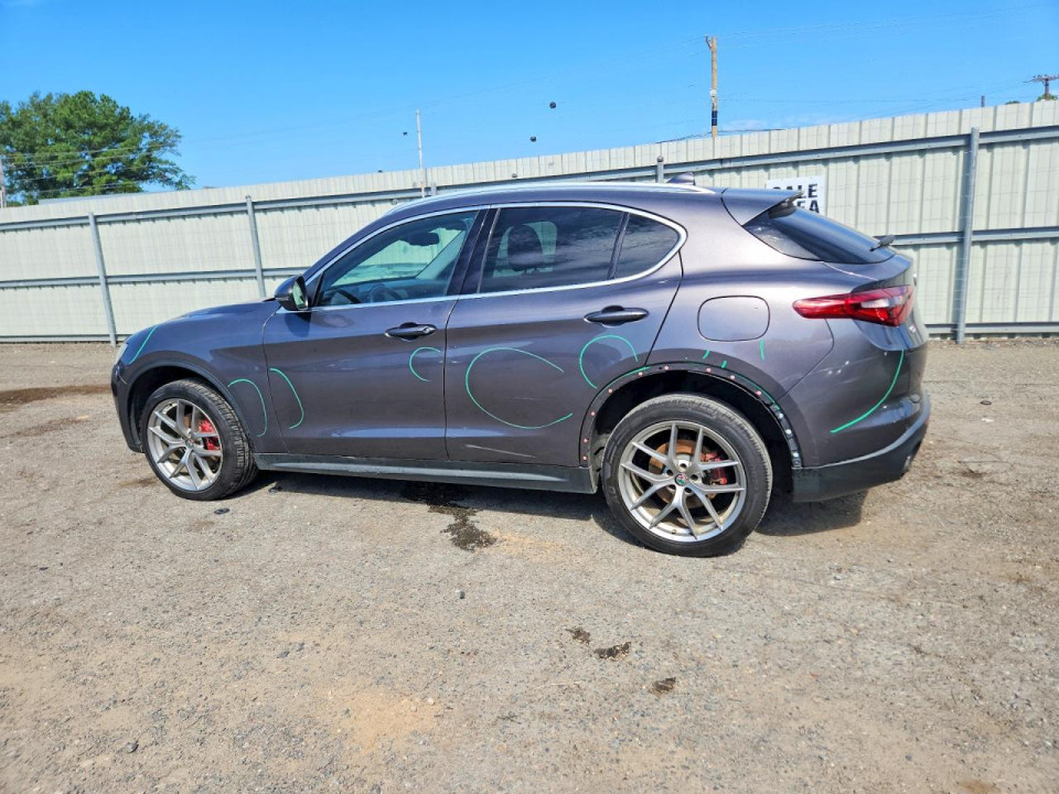 Alfa Romeo STELVIO 2018 — Copart