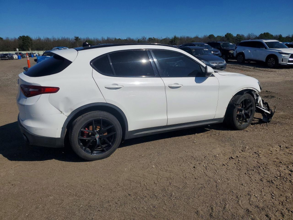 Alfa Romeo STELVIO 2019 — Copart