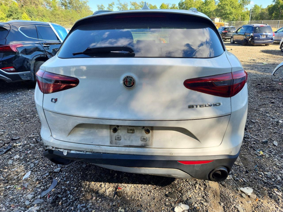 Alfa Romeo STELVIO 2018 — Copart