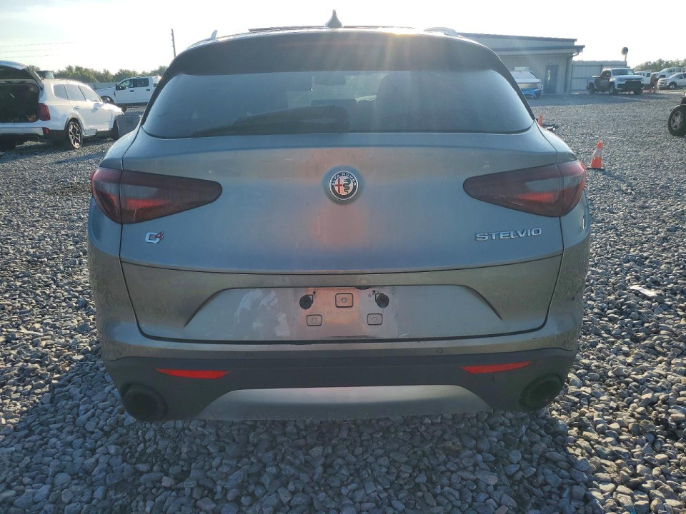 Alfa Romeo STELVIO 2018 — Copart