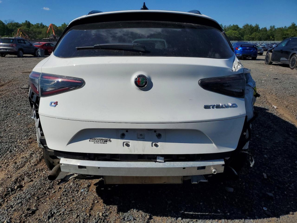Alfa Romeo STELVIO 2024 — Copart