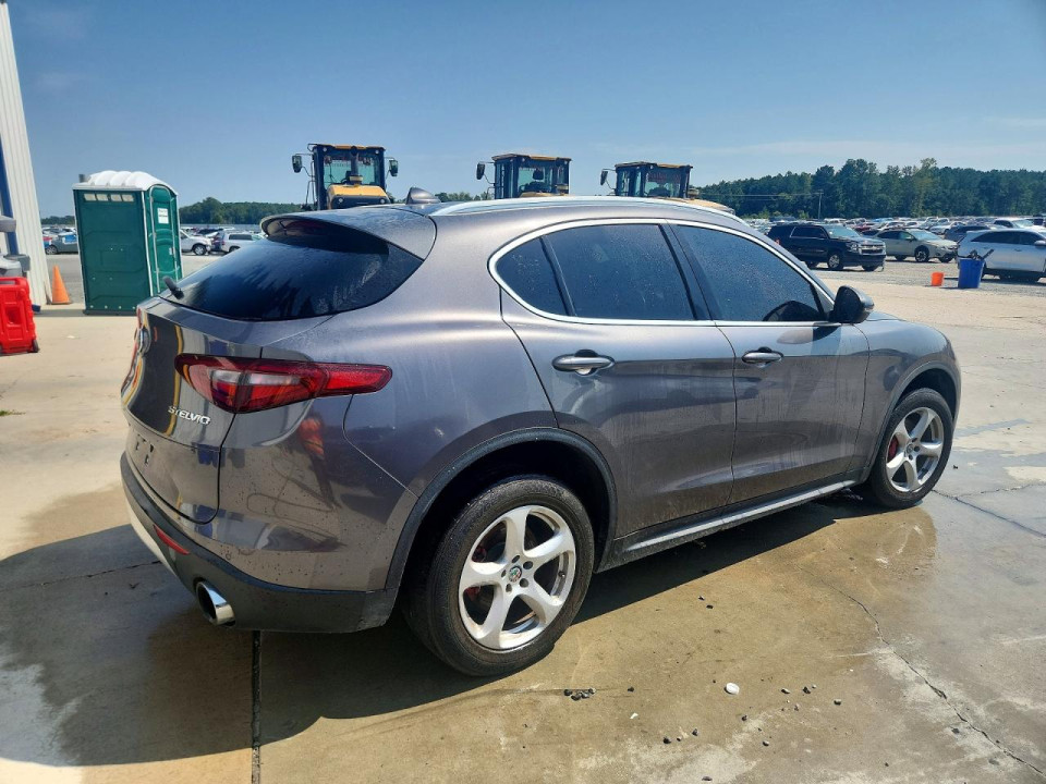 Alfa Romeo STELVIO 2018 — Copart
