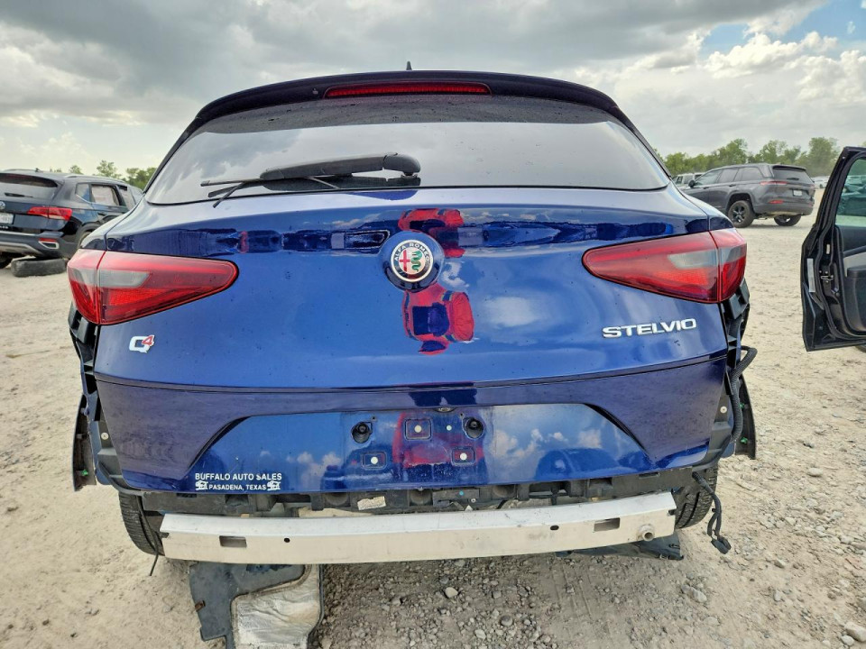 Alfa Romeo STELVIO 2018 — Copart