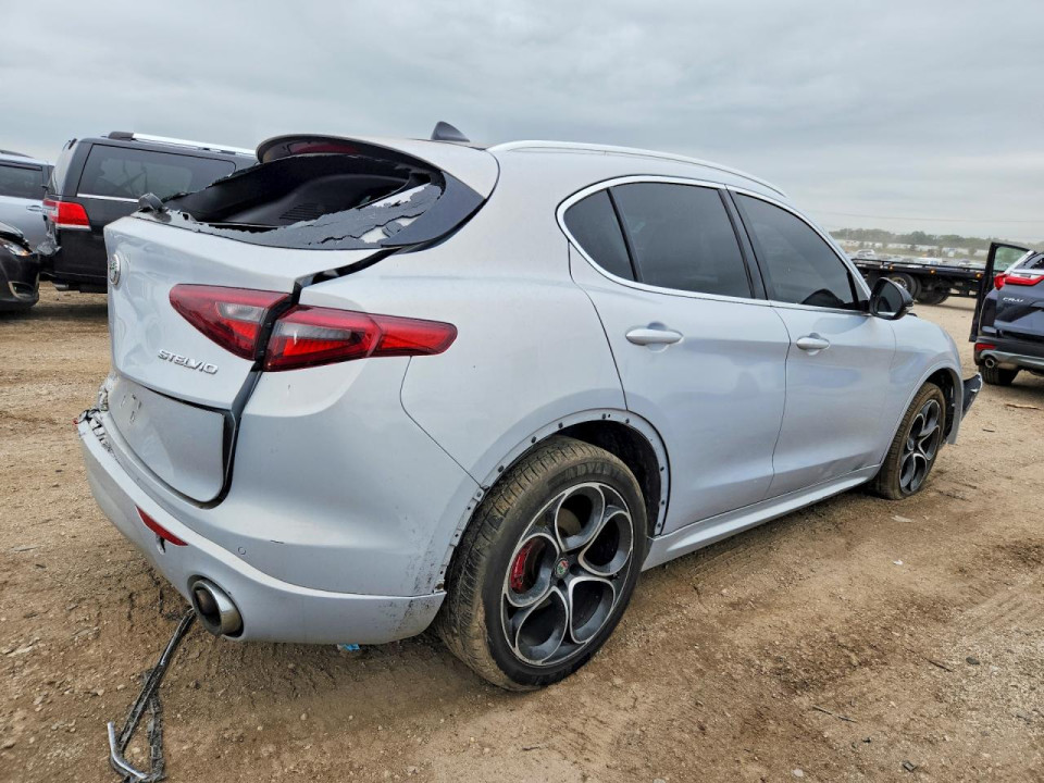 Alfa Romeo STELVIO 2020 — Copart