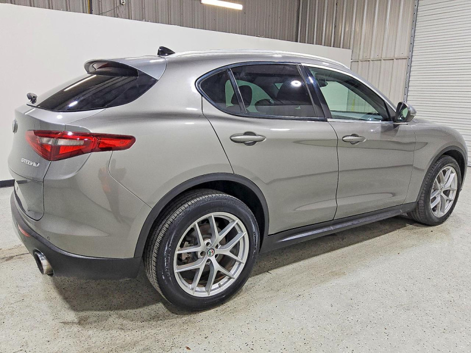 Alfa Romeo STELVIO 2018 — Copart