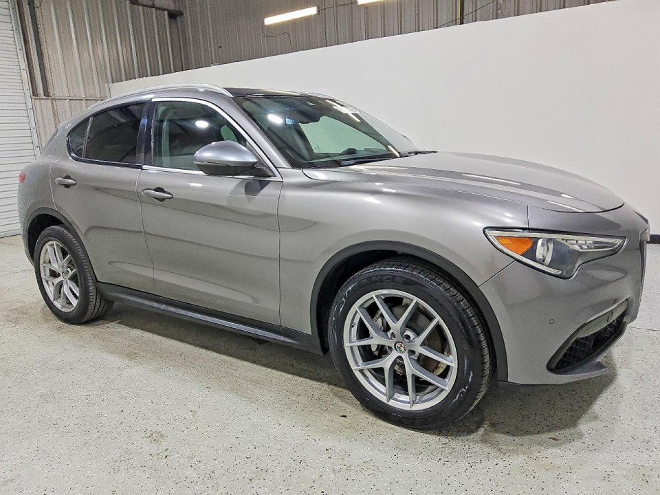 Alfa Romeo STELVIO 2018 — Copart