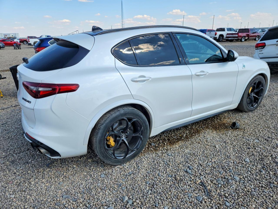 Alfa Romeo STELVIO 2019 — Copart