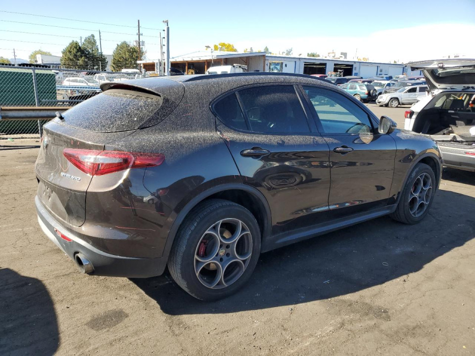 Alfa Romeo STELVIO 2018 — Copart