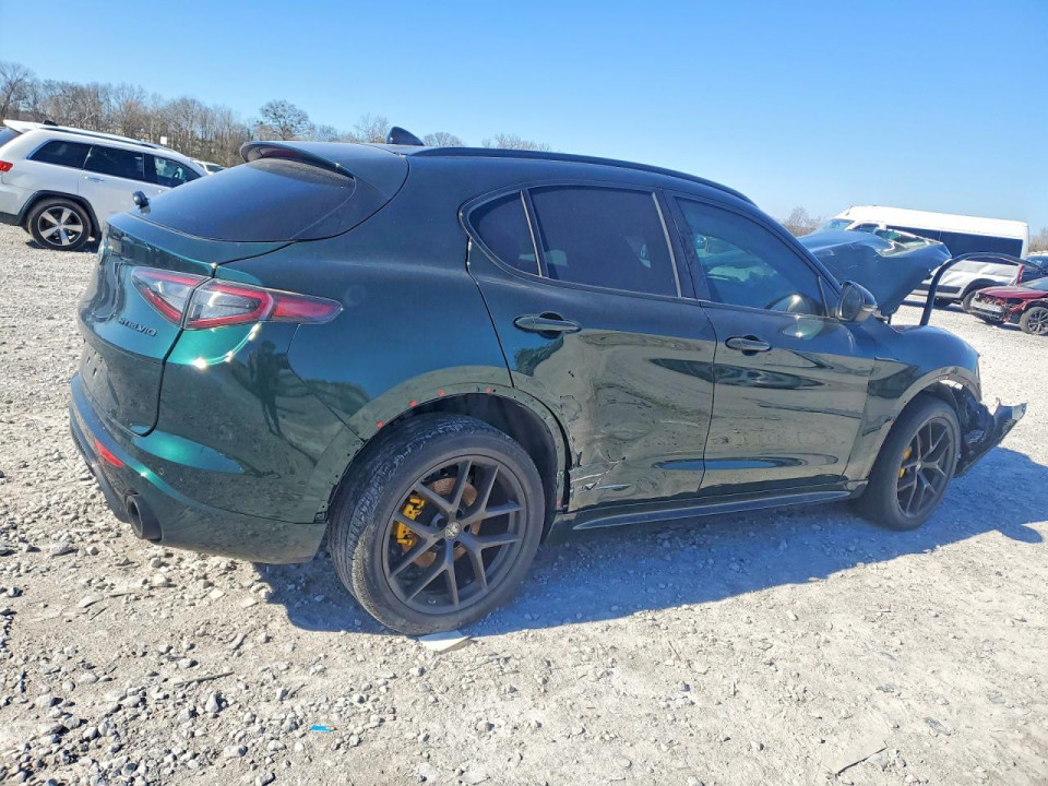 Alfa Romeo STELVIO 2021 — Copart