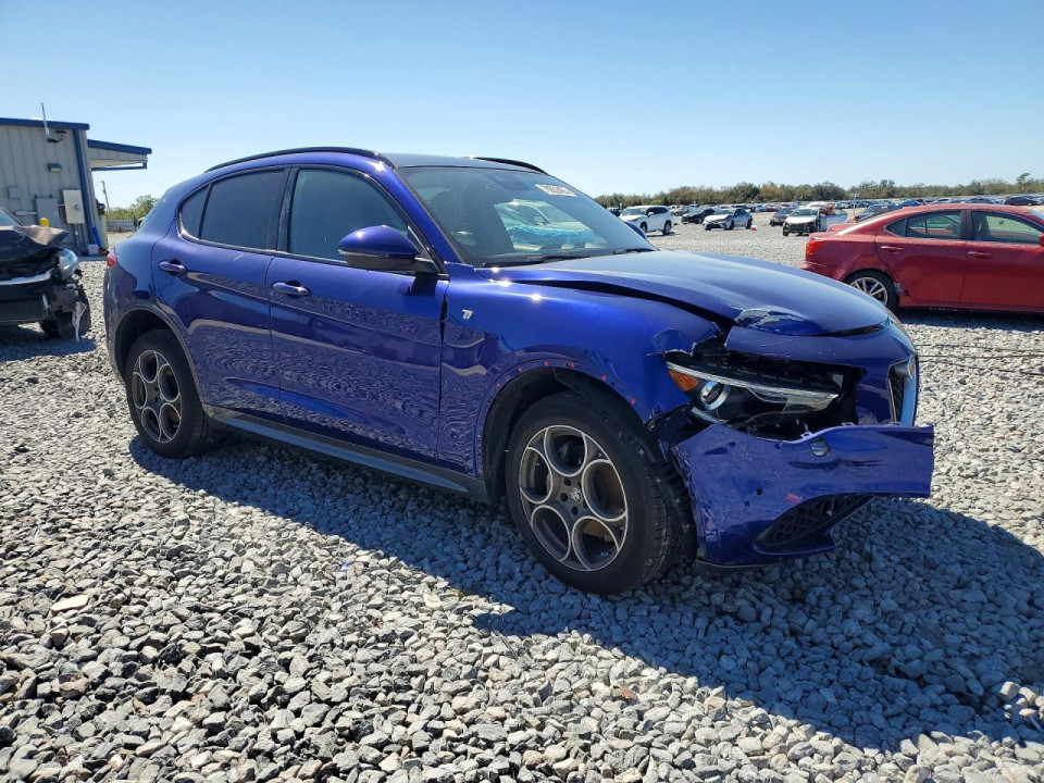 Alfa Romeo STELVIO 2022 — Copart