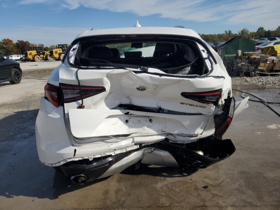 Alfa Romeo STELVIO 2018 — Copart