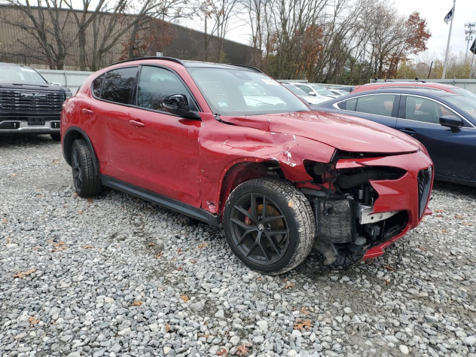 Alfa Romeo STELVIO 2019 — Copart
