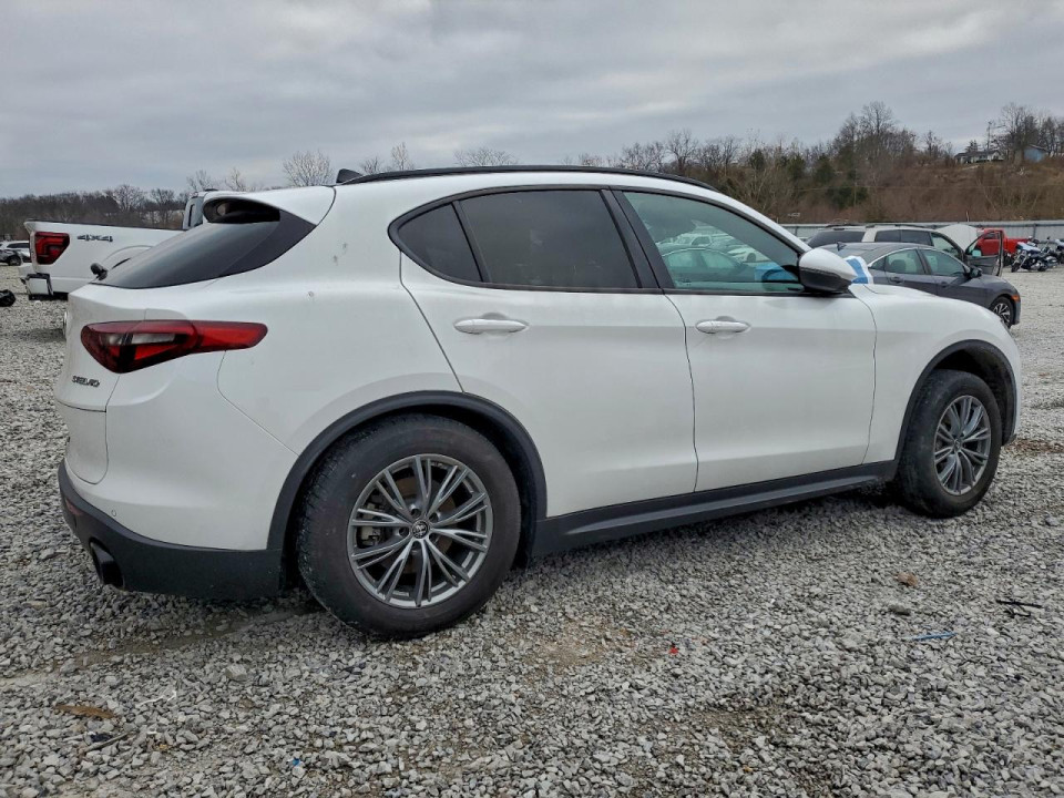Alfa Romeo STELVIO 2022 — Copart