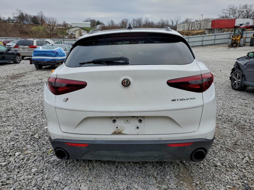 Alfa Romeo STELVIO 2022 — Copart