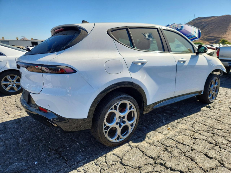 Alfa Romeo TONALE VELOCE 2024 — Copart