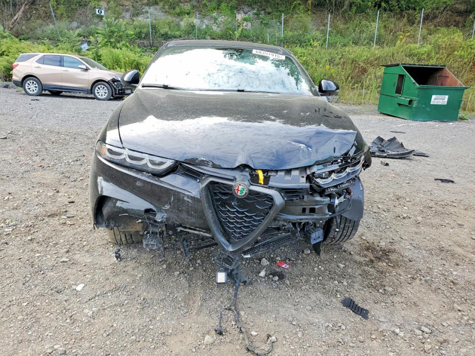 Alfa Romeo TONALE 2025 — Copart
