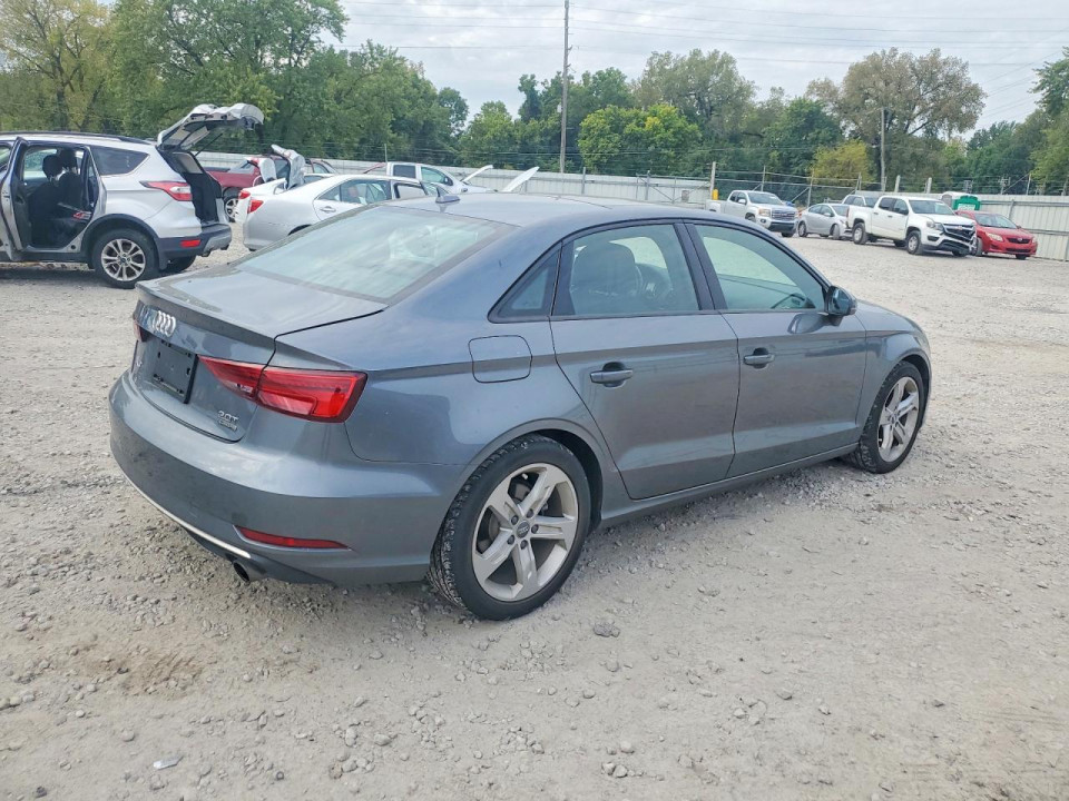 Audi A3 2018 — Copart