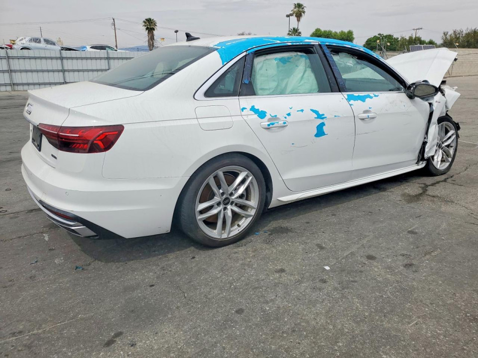 Audi A4 2024 — Copart