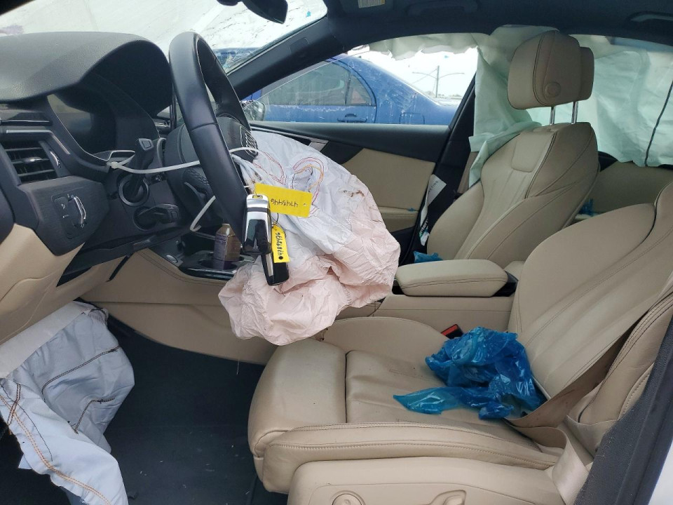 Audi A4 2024 — Copart