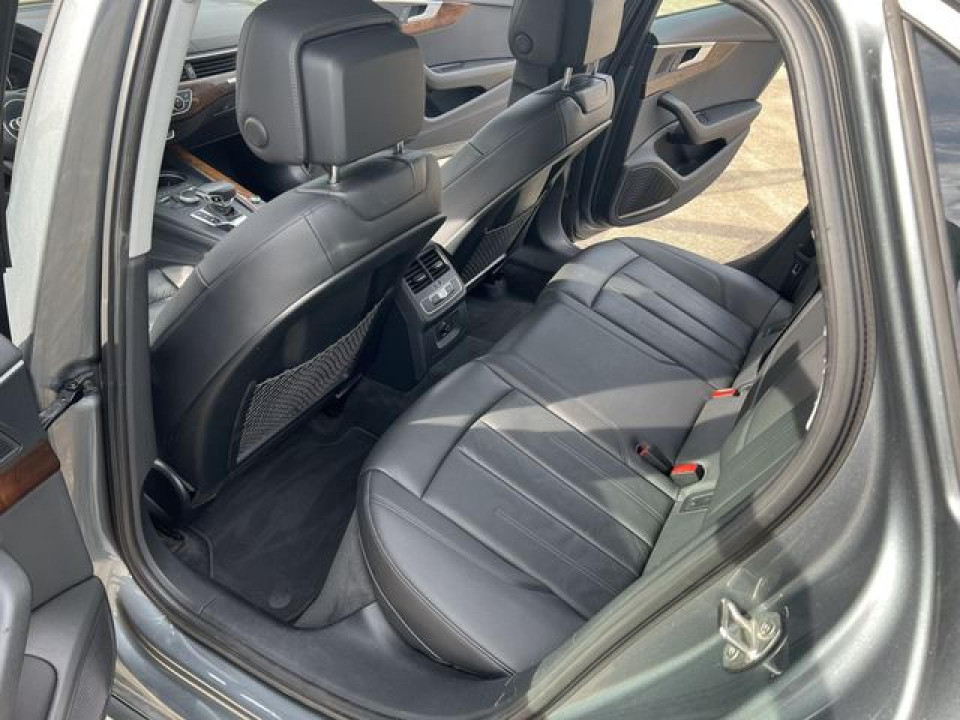 Audi A4 2017 — Copart