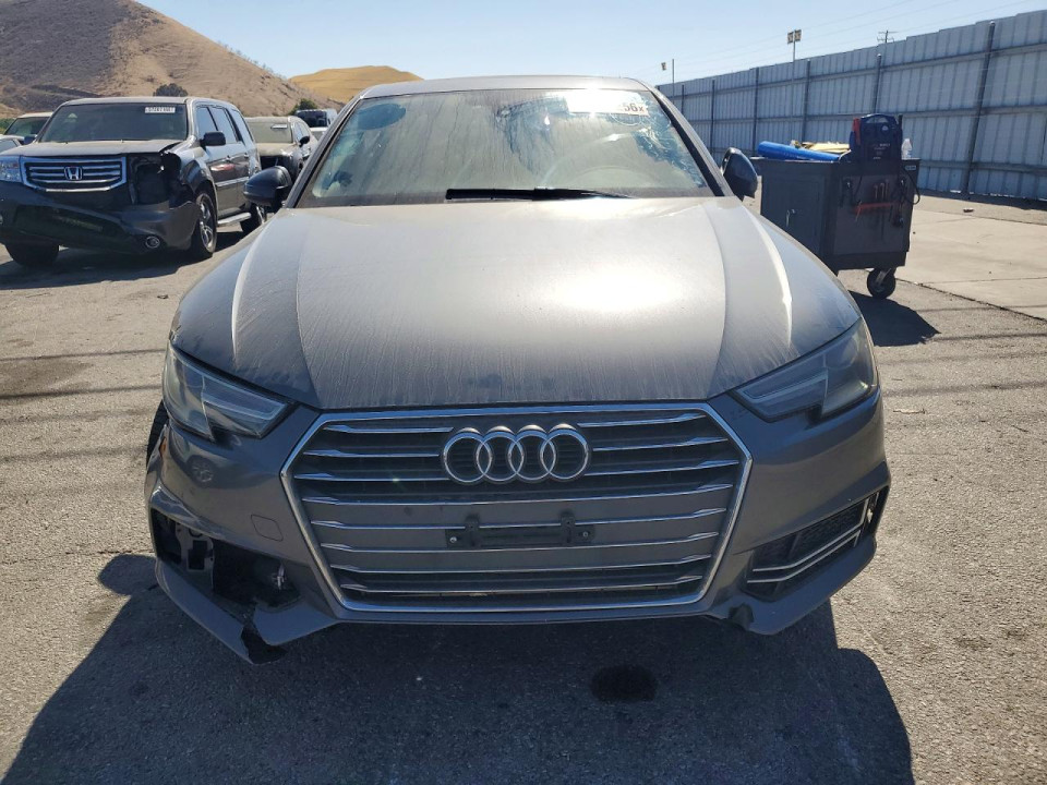 Audi A4 2017 — Copart