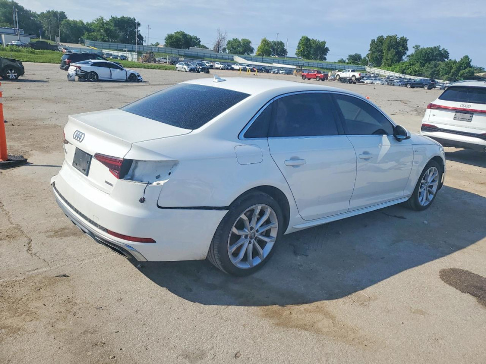 Audi A4 2019 — Copart