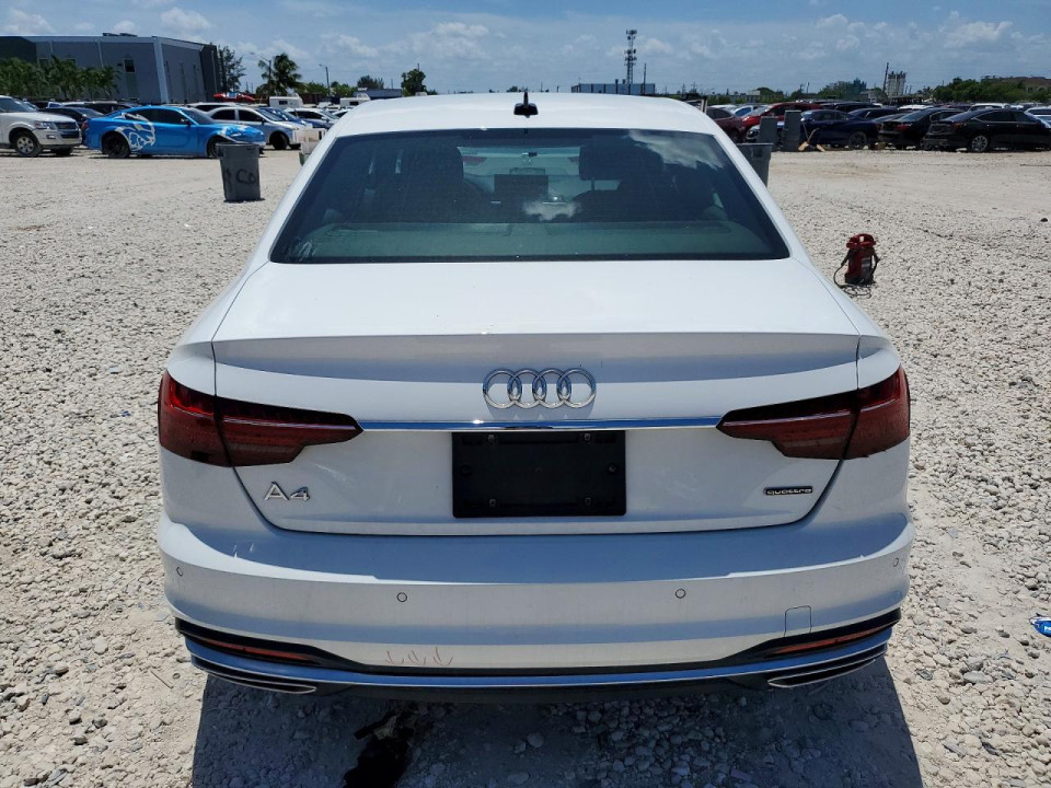 Audi A4 2023 — Copart