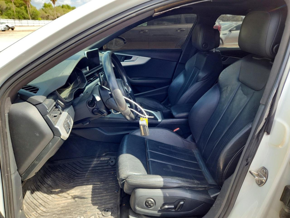 Audi A4 2017 — Copart
