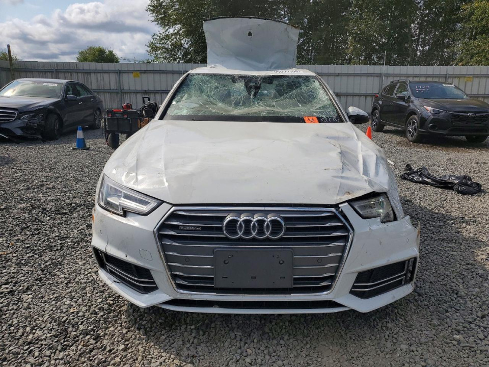 Audi A4 2017 — Copart