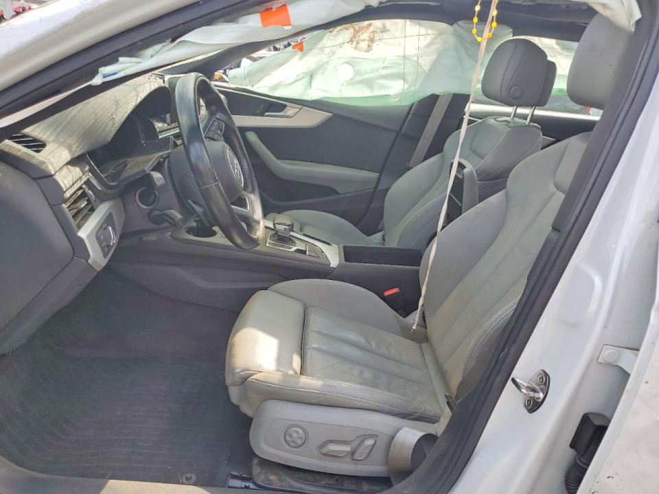 Audi A4 2017 — Copart